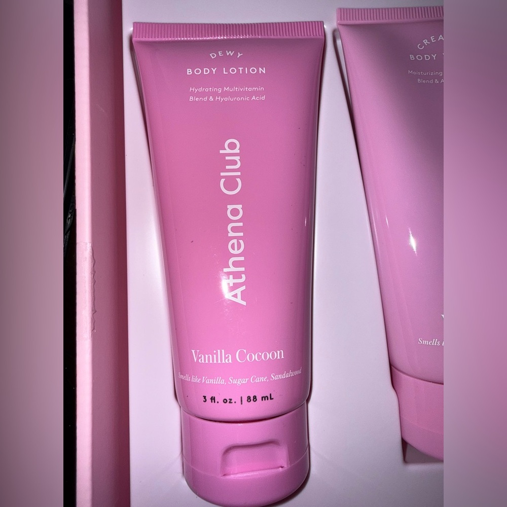 Athena Club Pink Creamy Body Wash - Picture 3 of 10